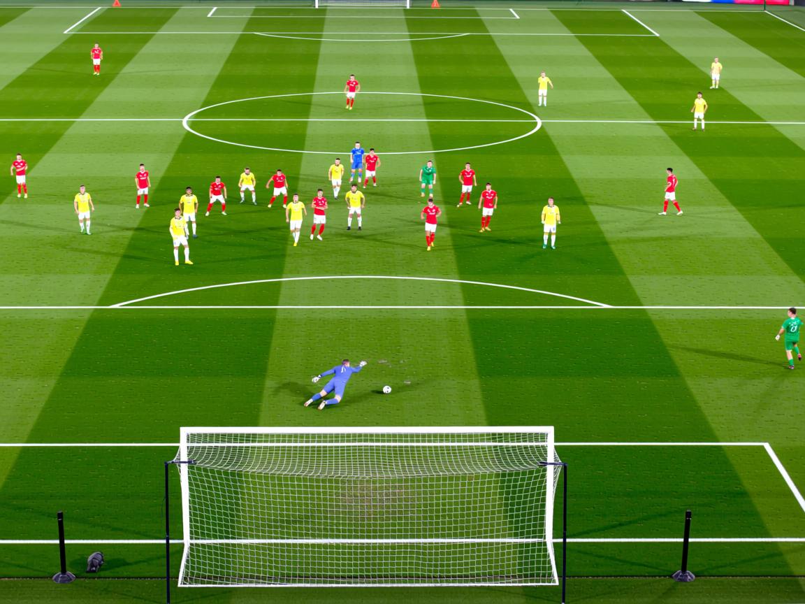 爱游戏下载-辽宁主场失利,球迷担忧前景 第2张